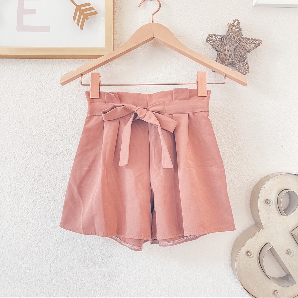 High waisted tie front pink flowy shorts